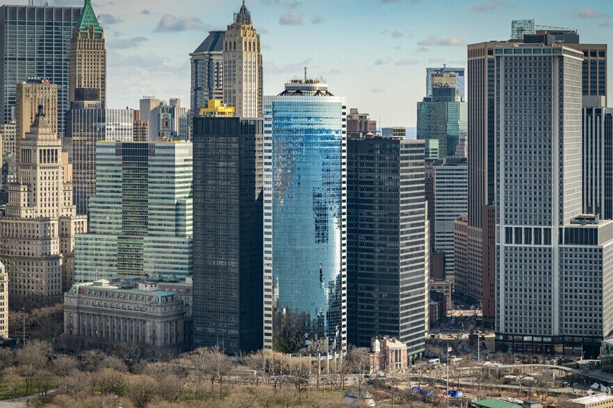 More Photos Of 17 State St, New York Coworking Space