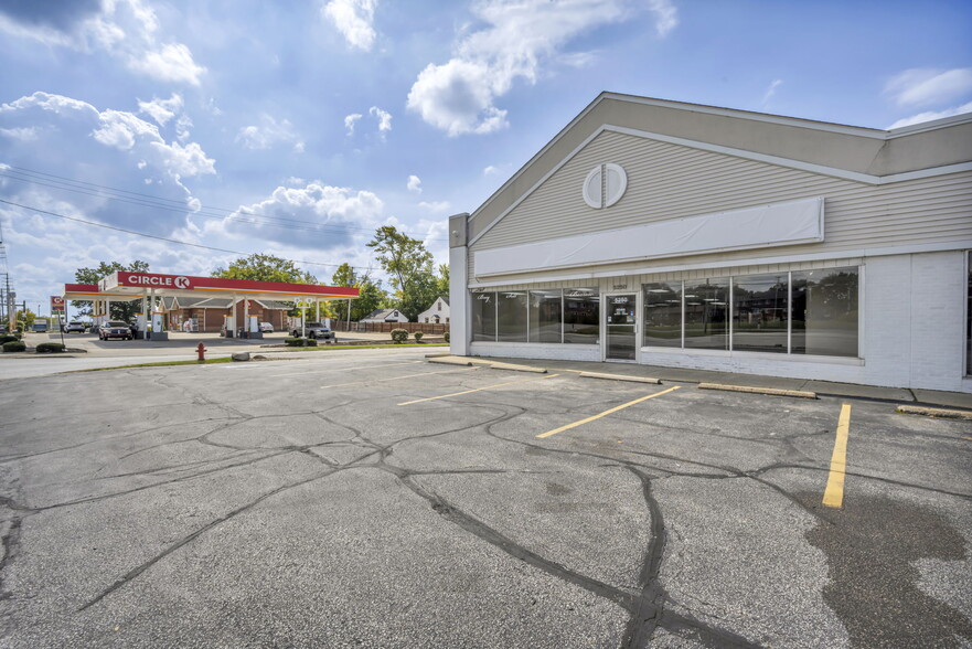 More Photos Of 5220-5250 Northfield Rd, Maple Heights Unknown For Lease