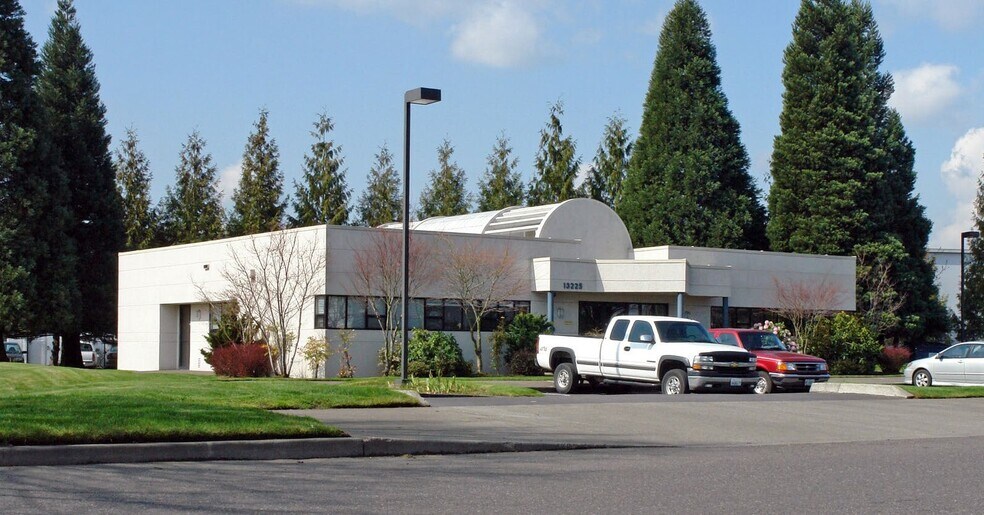 Primary Photo Of 13225 N Columbia Blvd, Portland Office For Sale