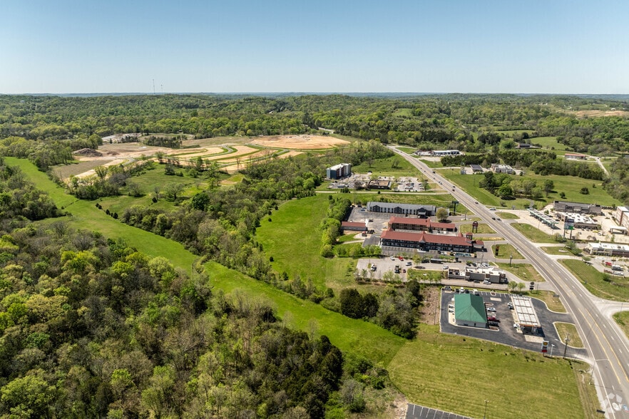 More Photos Of 1540 Bear Creek Pike, Columbia Land For Sale