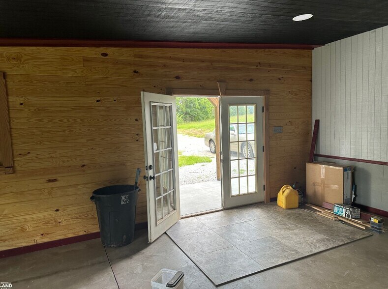 More Photos Of 1050 Duncan Ln, Leighton Specialty For Sale