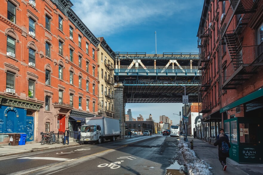 More Photos Of 125 Madison St, New York Apartments For Sale