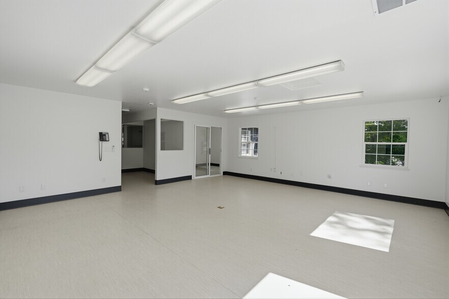 More Photos Of 440 Lower Grass Valley Rd, Nevada City Office For Sale