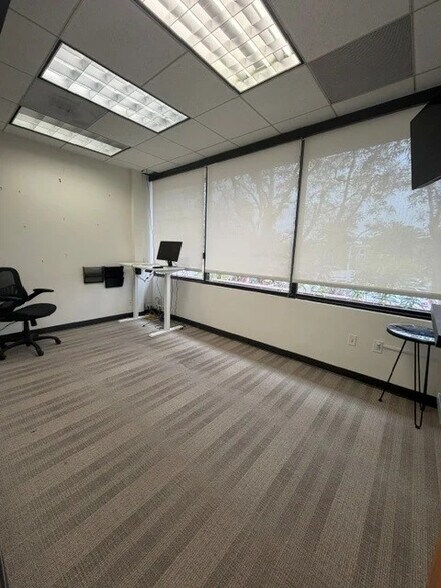 More Photos Of 4 Corporate Plaza Dr, Newport Beach Office For Lease