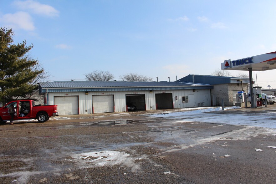 More Photos Of 6383 Lake Rd, Windsor Carwash For Sale