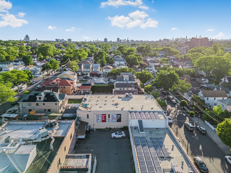 More Photos Of 162-20 77th Rd, Flushing Light Manufacturing For Sale