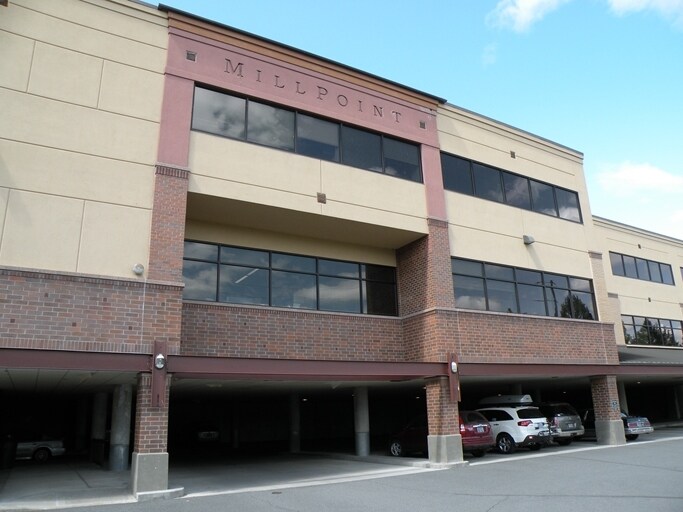 More Photos Of 650 SW Columbia St, Bend Medical For Sale