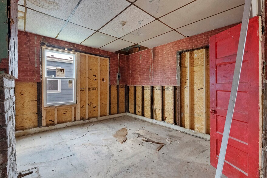 More Photos Of 330 N 29th St, Louisville Multifamily For Sale