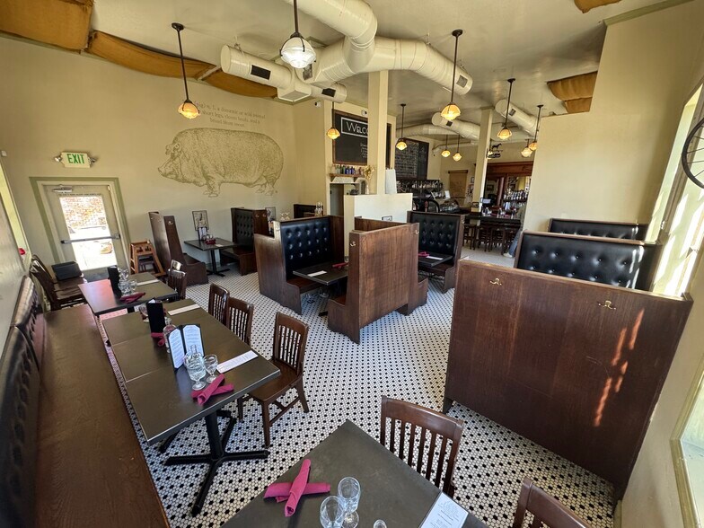 More Photos Of 243 S Sierra St, Reno Freestanding For Lease