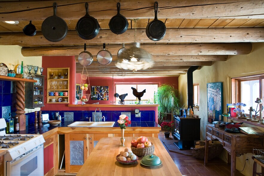 More Photos Of 613 Callejon Rd, Taos Hospitality For Sale