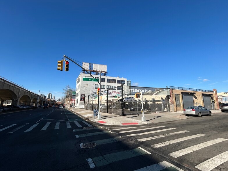 More Photos Of 3609-3615 Queens Blvd, Long Island City Freestanding For Lease