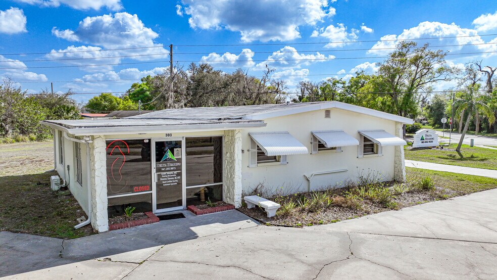 Primary Photo Of 303 E Gibson St, Arcadia Medical For Sale