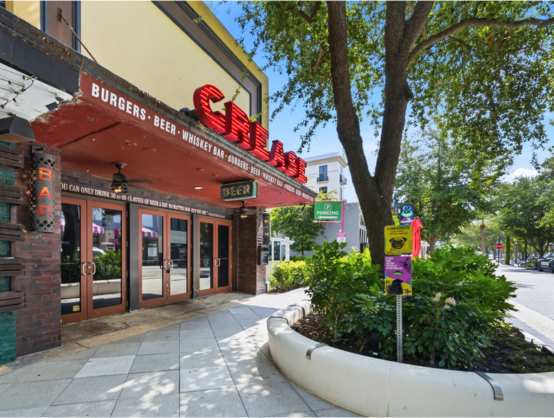 More Photos Of 213 Clematis St, West Palm Beach General Retail For Lease