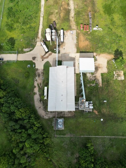 More Photos Of 1775 E Duncan St, Tyler Industrial For Sale