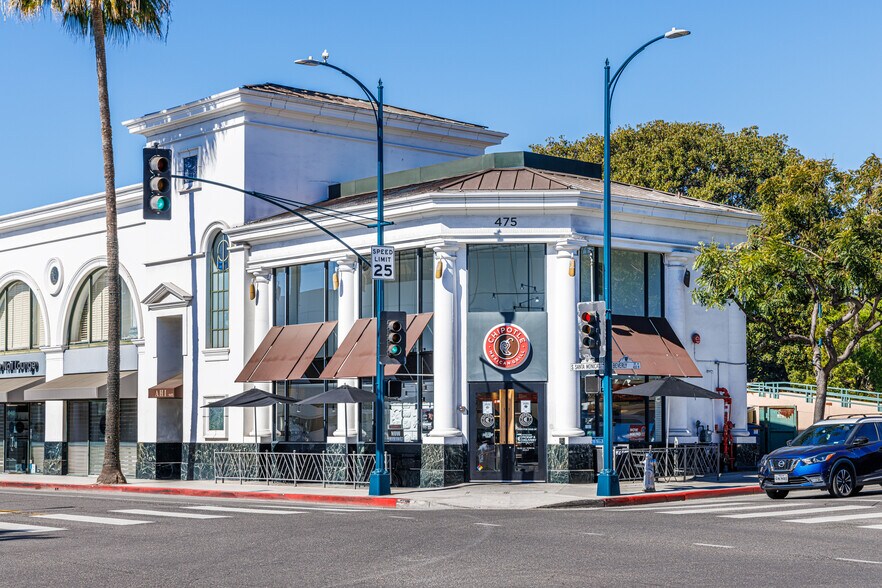 More Photos Of 9455-9469 S Santa Monica Blvd, Beverly Hills Storefront For Lease