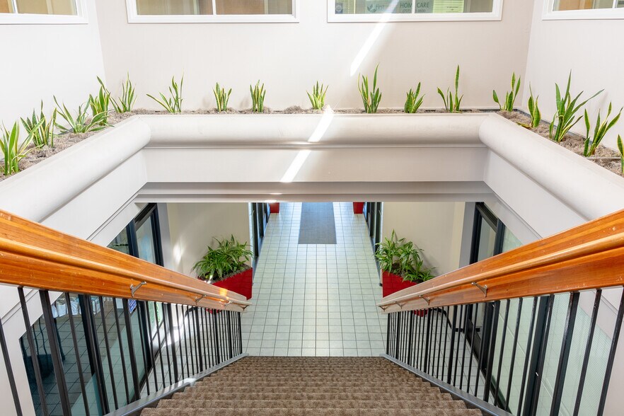 More Photos Of 85 Brookwood Ave, Santa Rosa Office For Lease