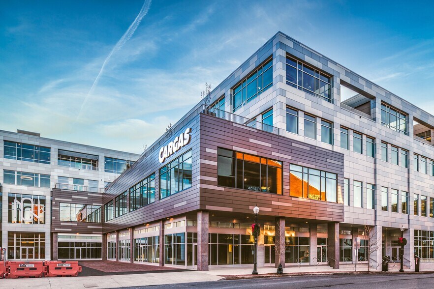 More Photos Of 101 N Queen St, Lancaster Apartments For Lease