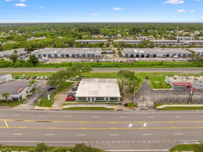 More Photos Of 675 US Highway 1, Vero Beach Warehouse For Lease