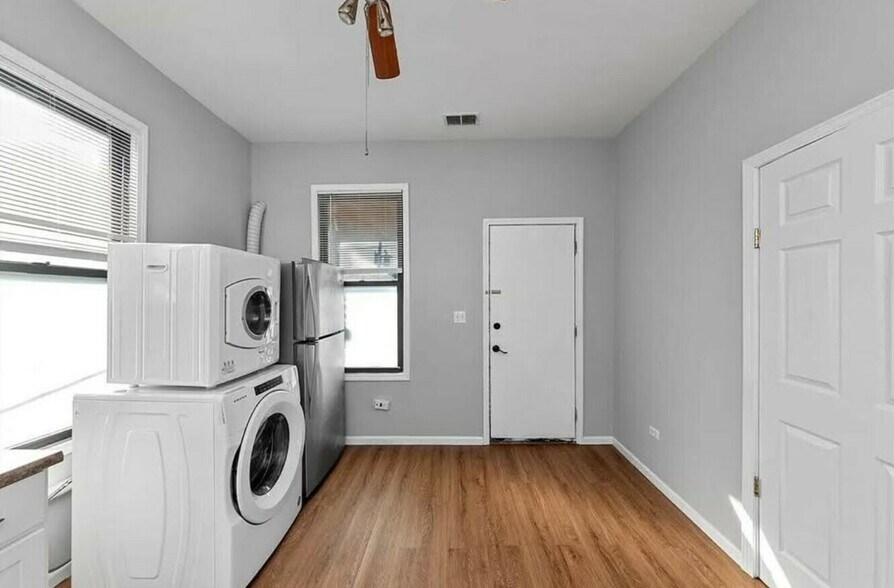More Photos Of 2213 W 23rd Pl, Chicago Apartments For Sale