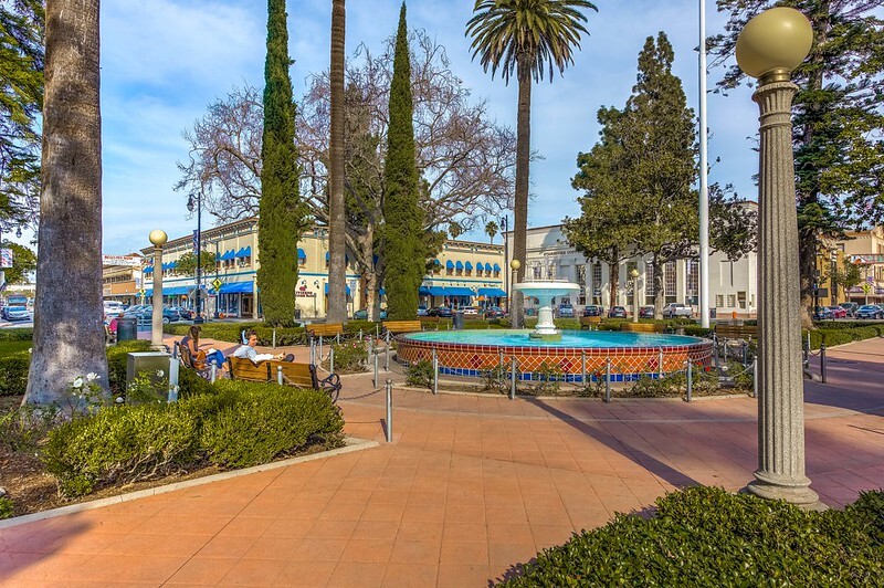 More Photos Of 117-119 N Olive St, Orange Storefront For Lease