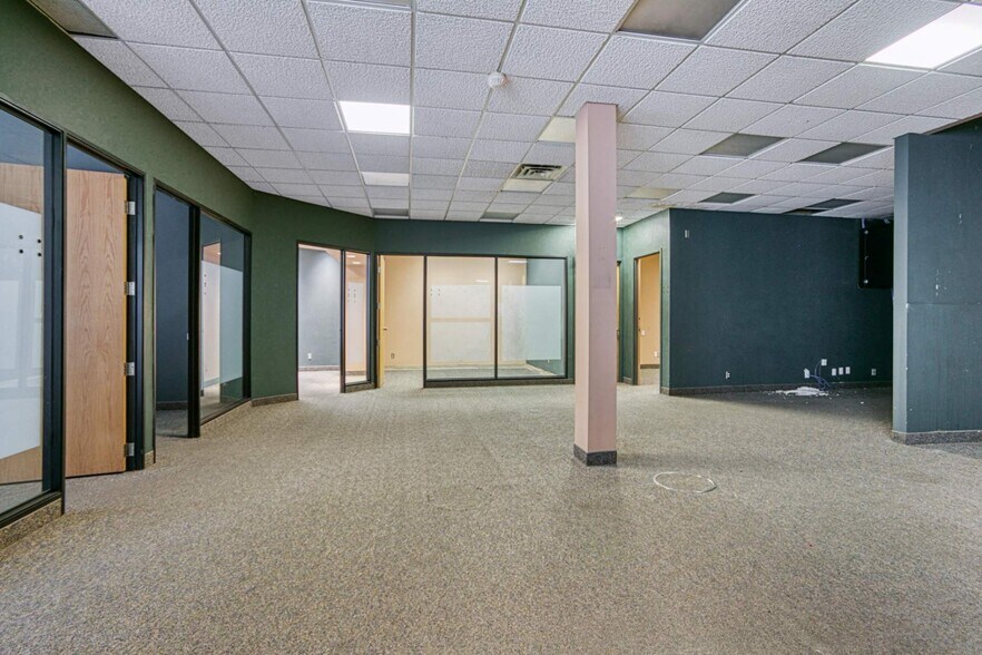 More Photos Of 2 Lisgar St, Sudbury Office For Sale