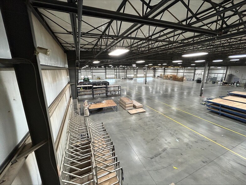 More Photos Of 7805 SR-9, Plant B, Howe Industrial For Sale