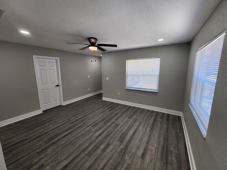 More Photos Of , Bradenton Multifamily For Sale