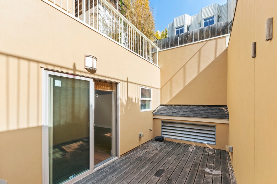 More Photos Of 1812 Polk St, San Francisco Apartments For Sale