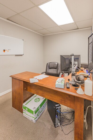 More Photos Of 300 Alamar St, Fort Oglethorpe General Retail For Sale