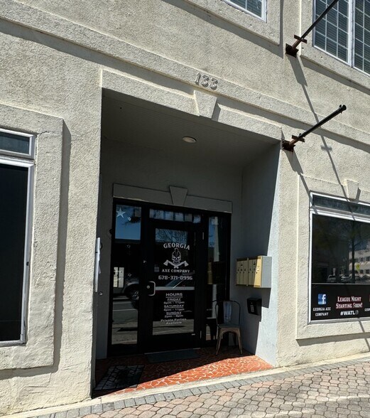 More Photos Of 129-135 S Hill St, Griffin Storefront Retail Office For Lease
