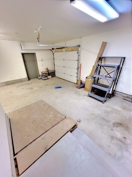 More Photos Of 1400 Lera, Weatherford Medical For Sale