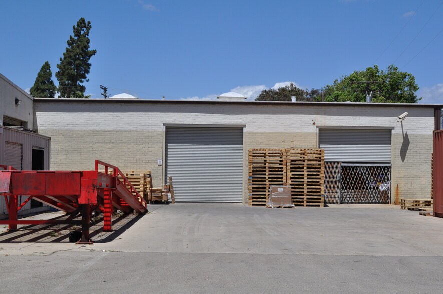 More Photos Of 440 Rutherford St, Goleta Warehouse For Lease