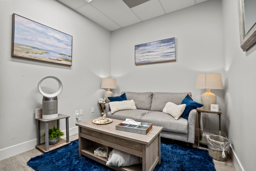 More Photos Of 23832 Rockfield Blvd, Lake Forest Medical For Sale