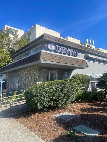 Primary Photo Of 425 Estudillo Ave, San Leandro Medical For Lease