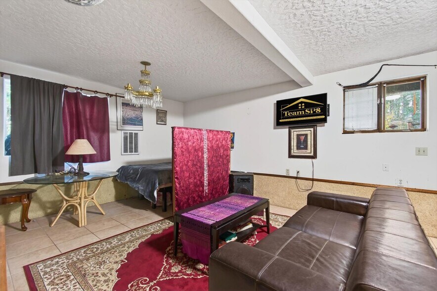 More Photos Of 50316 Columbia River Hwy, Scappoose Restaurant For Sale