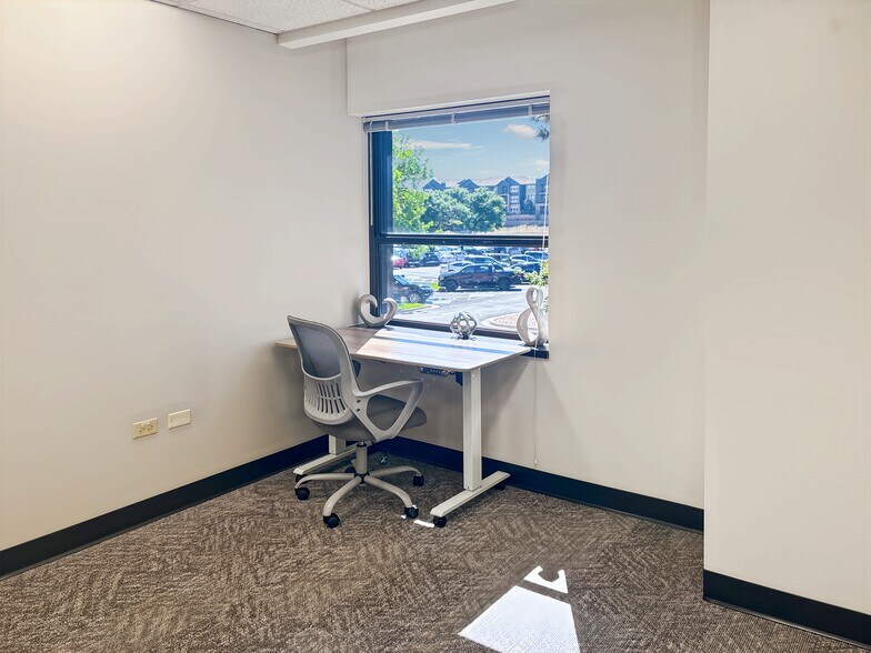 More Photos Of 3900 S Wadsworth Blvd, Lakewood Coworking Space