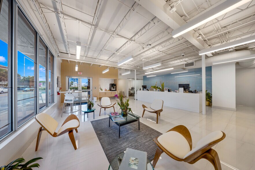 More Photos Of 4713-4725 SW 8th St, Miami Storefront For Lease