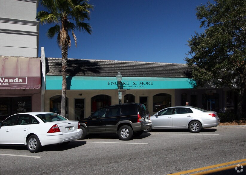 More Photos Of 1439-1443 Main St, Sarasota Storefront For Lease