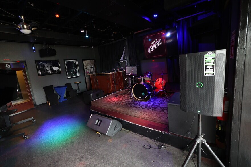 More Photos Of 3710 Emancipation Ave, Houston Restaurant For Sale