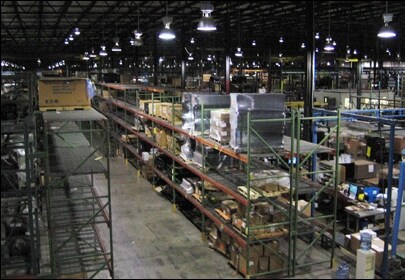 More Photos Of 501 W New Rd, Greenfield Warehouse For Lease
