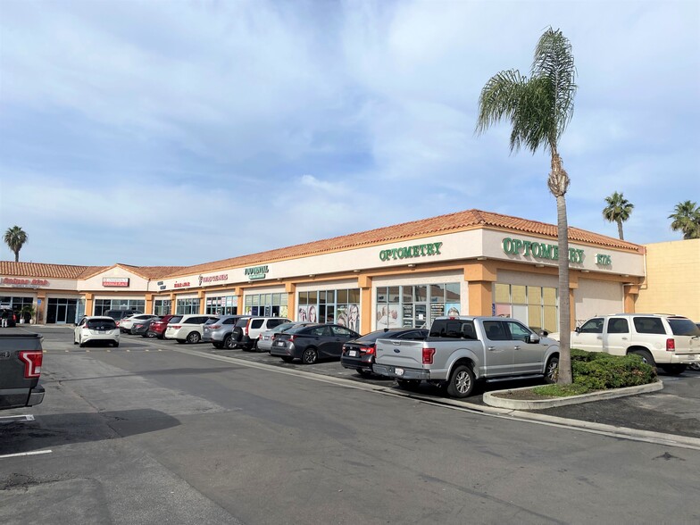 More Photos Of 15725 Hawthorne Blvd, Lawndale Unknown For Lease