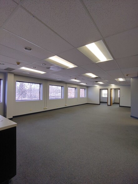 More Photos Of 393 S Harlan St, Lakewood Medical For Lease