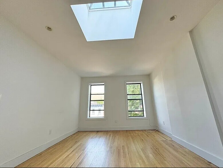 More Photos Of 532 6th Ave, Brooklyn Apartments For Sale