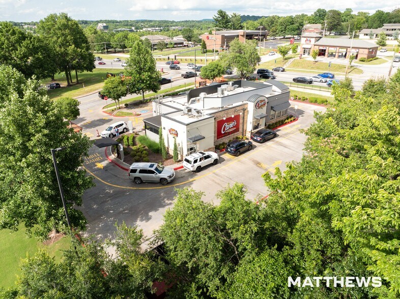 More Photos Of 859 Millsap Rd, Fayetteville Fast Food For Sale