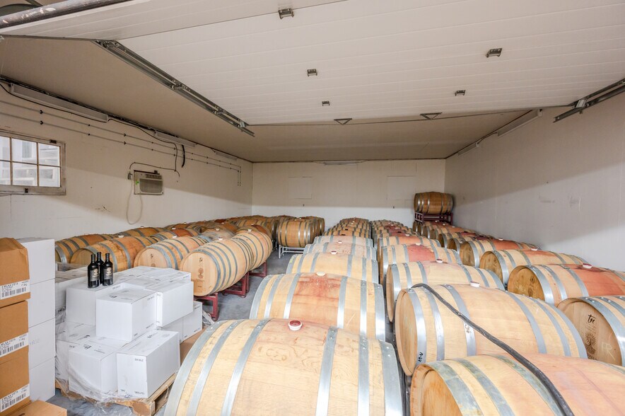 More Photos Of 1002 British Columbia 3, Cawston Winery Vineyard For Sale