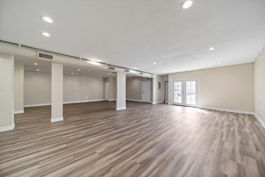 More Photos Of 1230 N Jefferson St, Anaheim Light Distribution For Sale