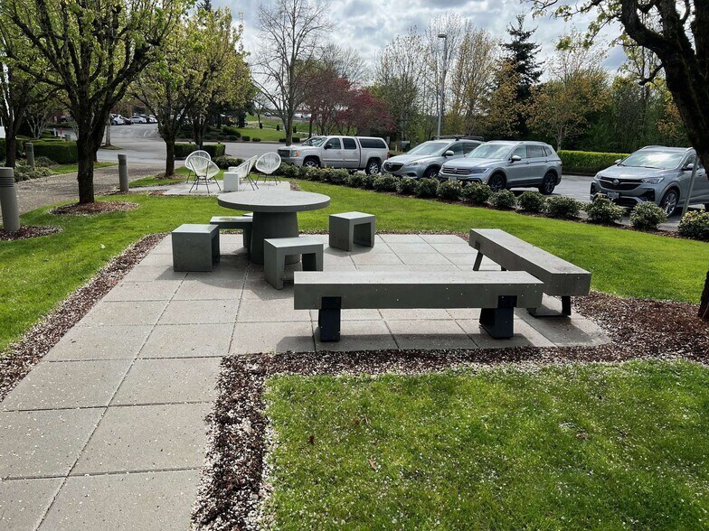 More Photos Of 6600 SW 105th Ave, Beaverton Office For Lease