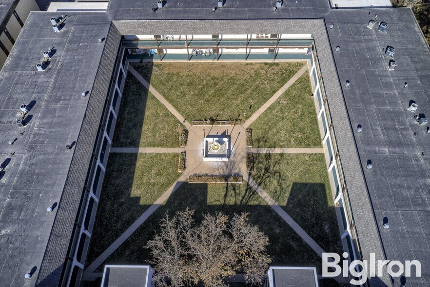 More Photos Of 633 E 10th St, York Apartments For Sale