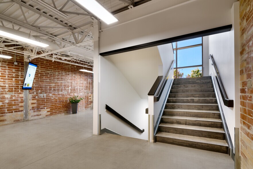 More Photos Of 701-799 E Timpanogos Pky, Orem Unknown For Lease