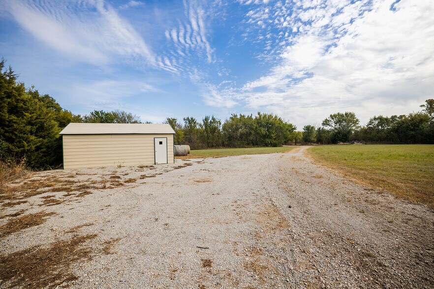 More Photos Of 80+/- Acres on SW 30th St. & SW Indianola Rd., Benton Land For Sale